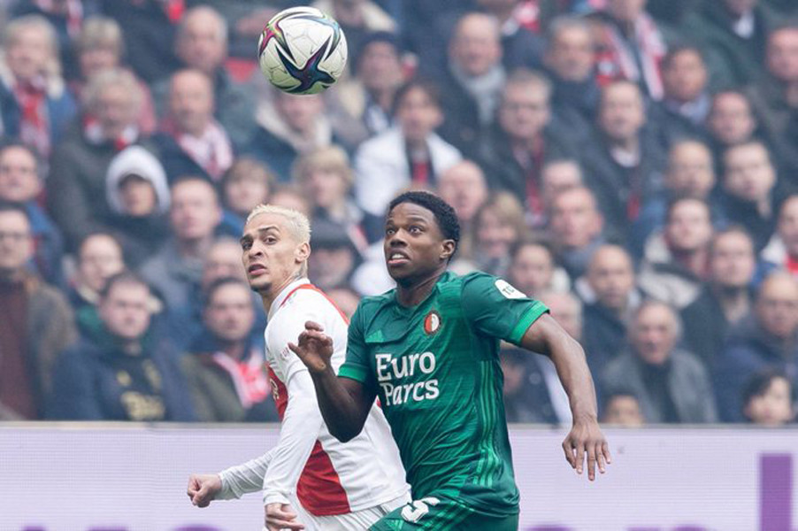 果断射门 果断射门