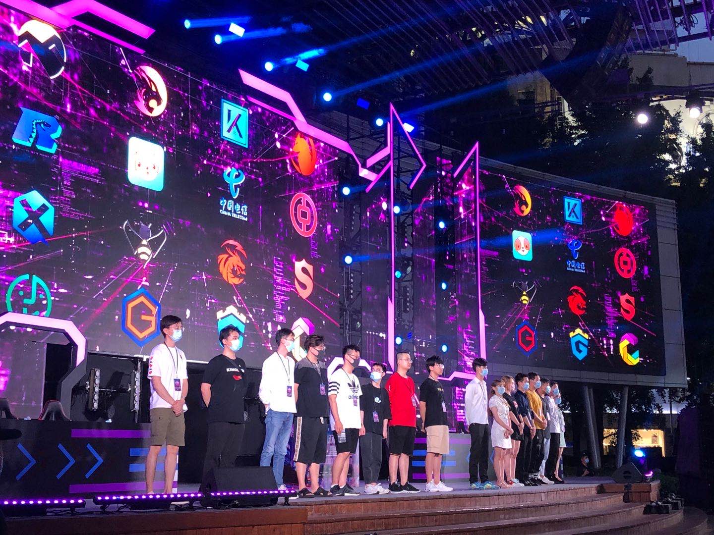 迷和媒体的 迷和媒体的